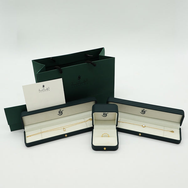 مجموعة الفاتنة